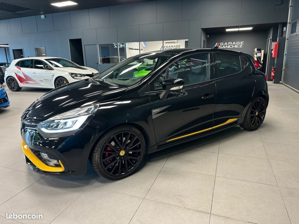 Renault Clio 4 RS18 — photo 5