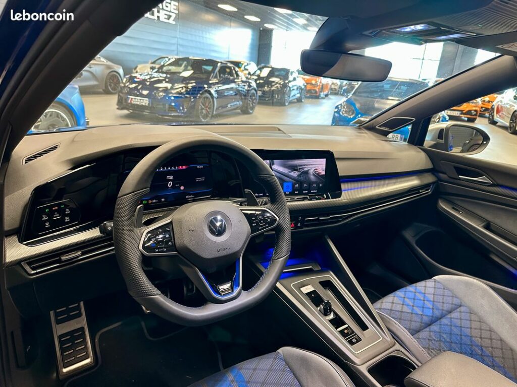 Volkswagen Golf 8R Performance — photo 2