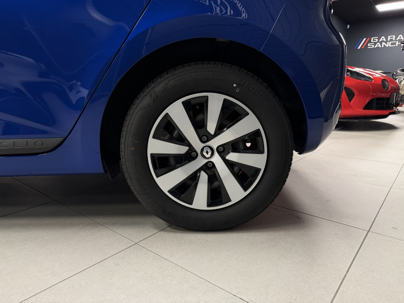 Renault CLIO V Equilibre — photo 11
