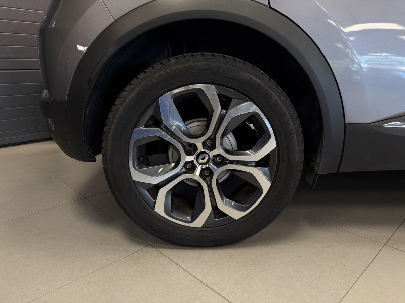 Renault CAPTUR II Intens — photo 10