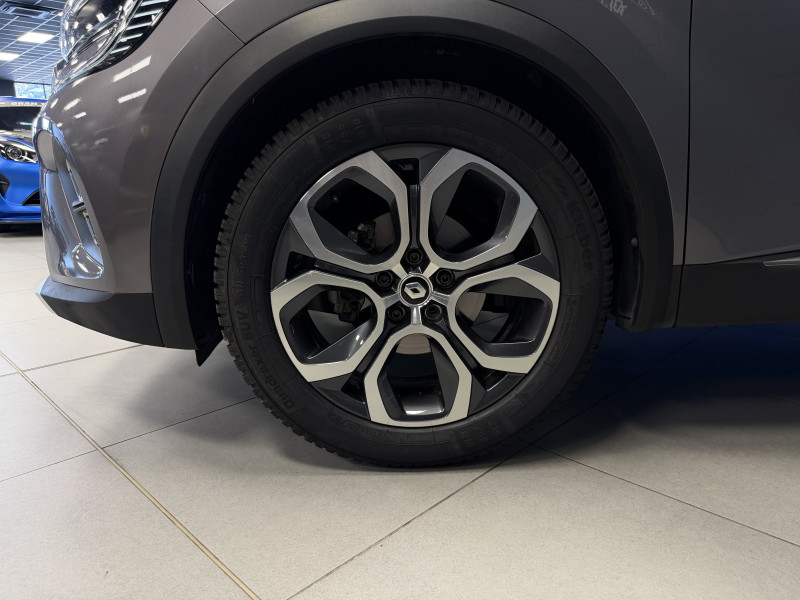 Renault CAPTUR II Intens — photo 12