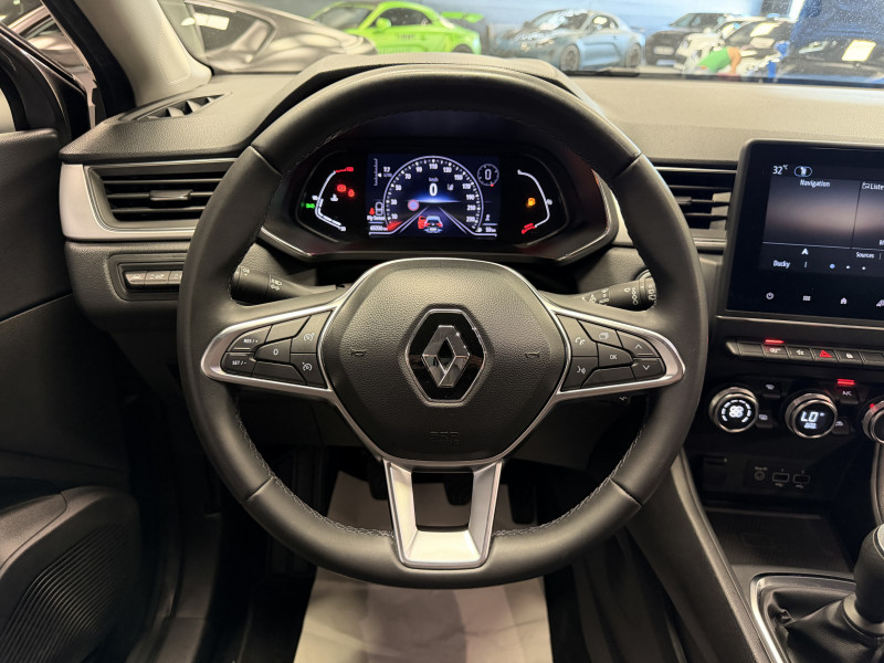 Renault CAPTUR II Intens — photo 18