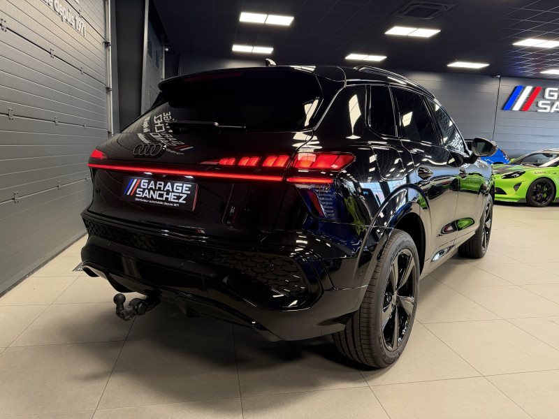 Audi Q3 S Line — photo 3