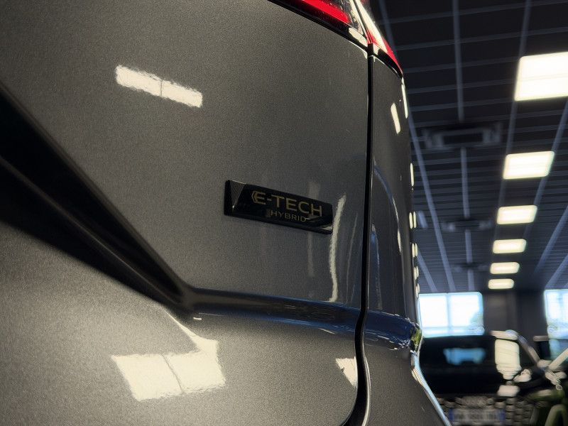Renault AUSTRAL Techno E-Tech Hybrid — photo 12