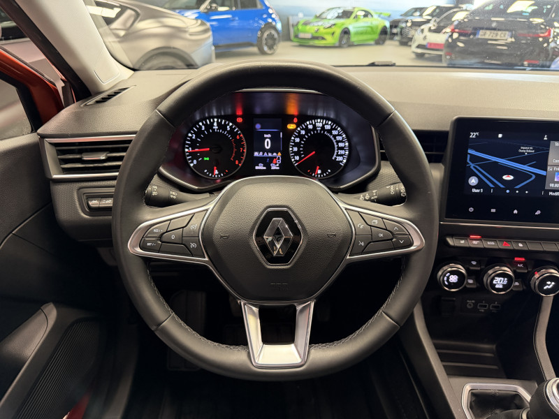 Renault CLIO V Business — photo 18