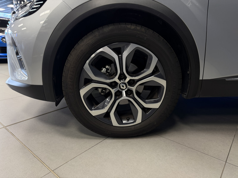 Renault CAPTUR II Intens — photo 12