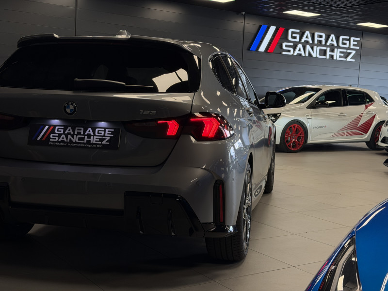 BMW SERIE 1 (F70) 123 XDRIVE — photo 8