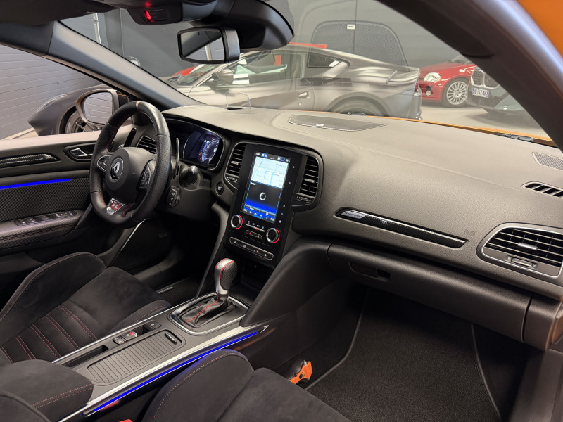 Renault MEGANE IV RS — photo 16