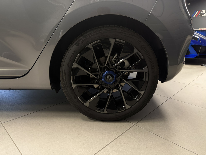 Renault CLIO V Esprit Alpine E-Tech Hybrid — photo 12