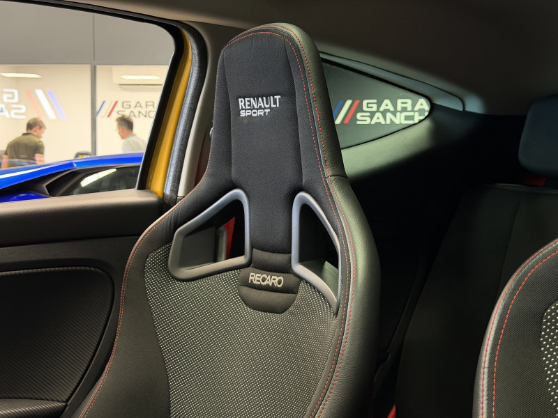 Renault MEGANE III COUPE RS CUP — photo 18