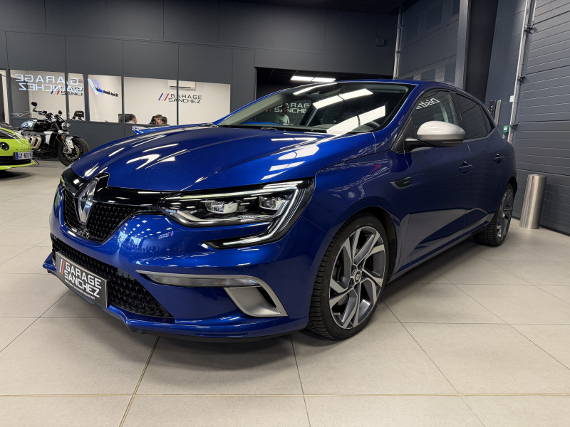Renault MEGANE IV GT — photo 2