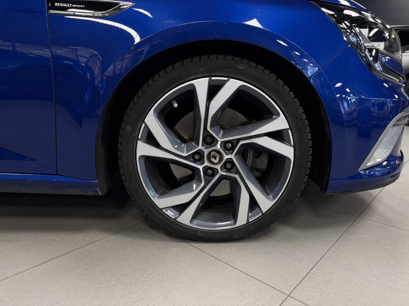 Renault MEGANE IV GT — photo 9
