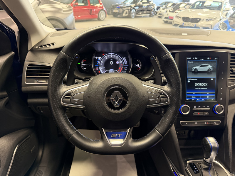 Renault MEGANE IV GT — photo 17