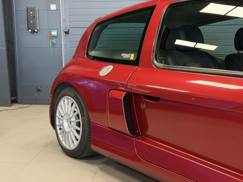 Renault CLIO II — photo 8
