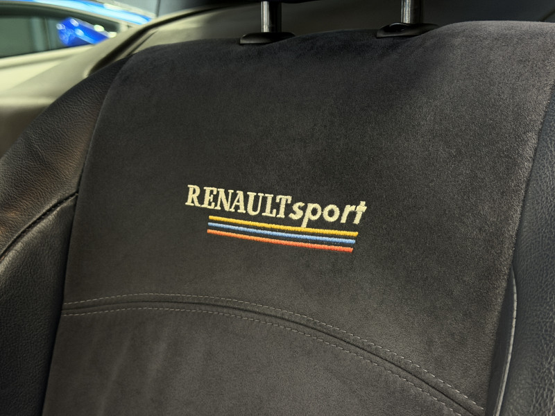 Renault CLIO II — photo 19
