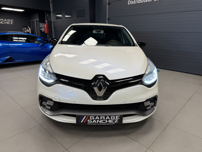 Renault CLIO IV RS Trophy — photo 4