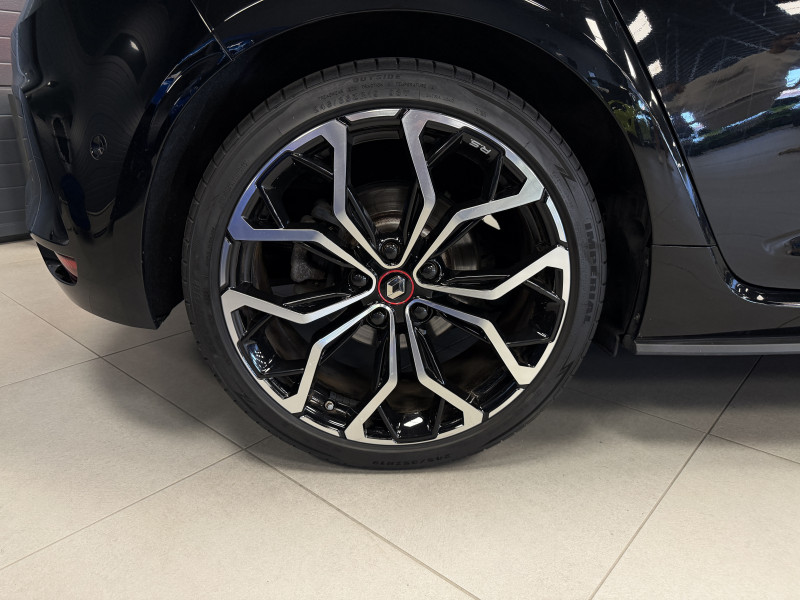 Renault MEGANE IV RS — photo 10