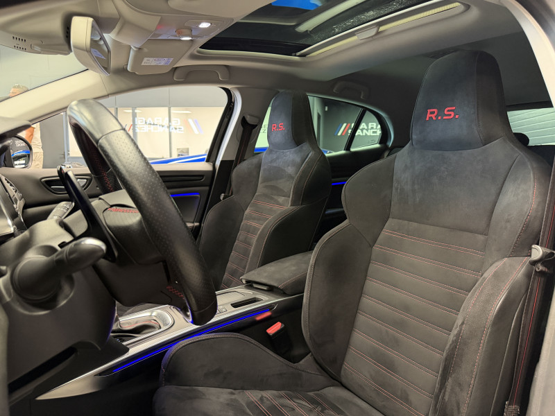 Renault MEGANE IV RS — photo 13