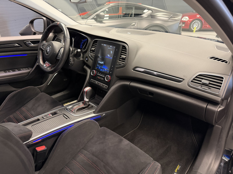 Renault MEGANE IV RS — photo 16