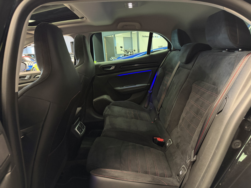 Renault MEGANE IV RS — photo 17