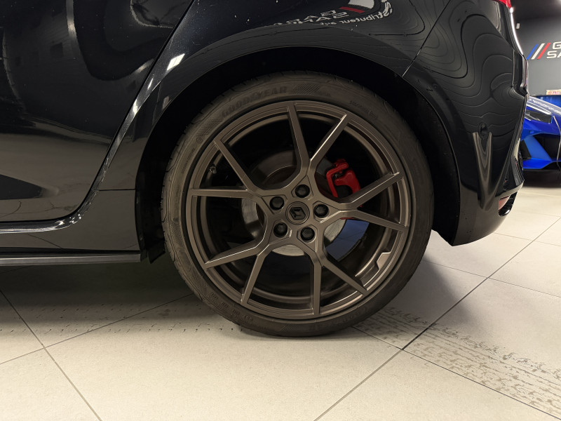 Renault MEGANE IV Trophy — photo 12