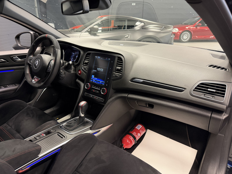Renault MEGANE IV Trophy — photo 17