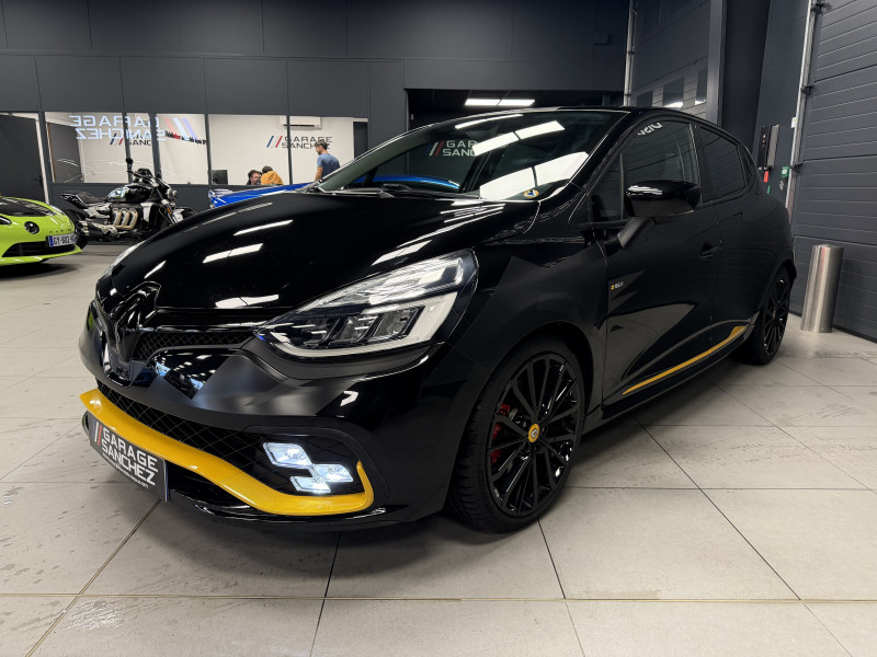 Renault CLIO IV RS 18 — photo 2