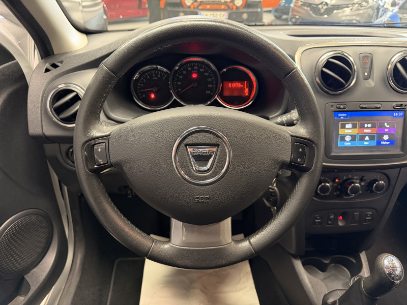 Dacia SANDERO SL 10 Ans — photo 19