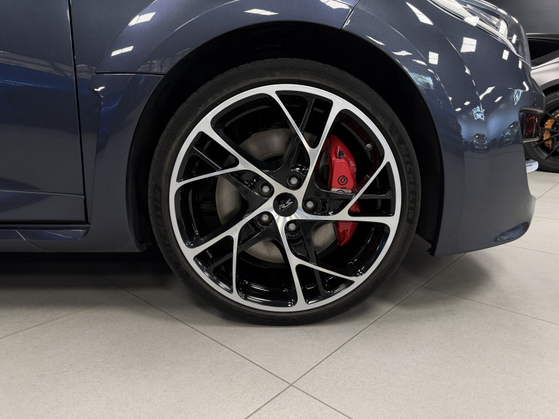 Renault MEGANE III COUPE RS CUP — photo 10