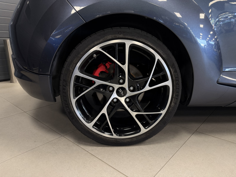 Renault MEGANE III COUPE RS CUP — photo 11