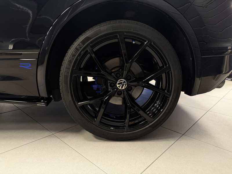 Volkswagen TIGUAN R — photo 13