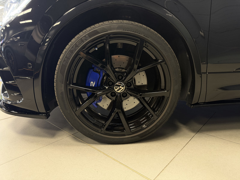 Volkswagen TIGUAN R — photo 14