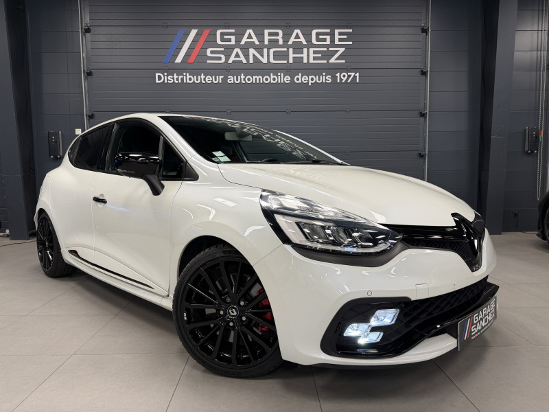 Renault CLIO IV RS Trophy — photo 1