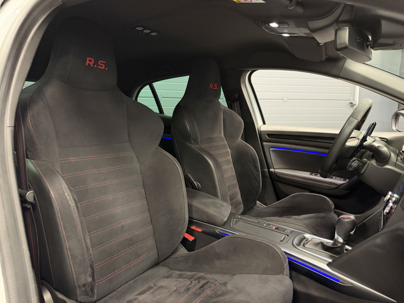 Renault MEGANE IV RS — photo 14