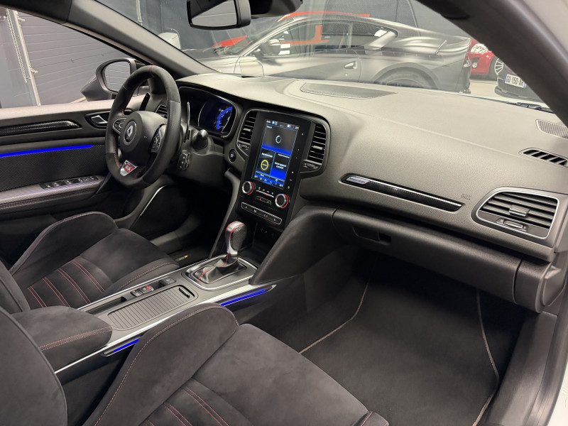 Renault MEGANE IV RS — photo 16