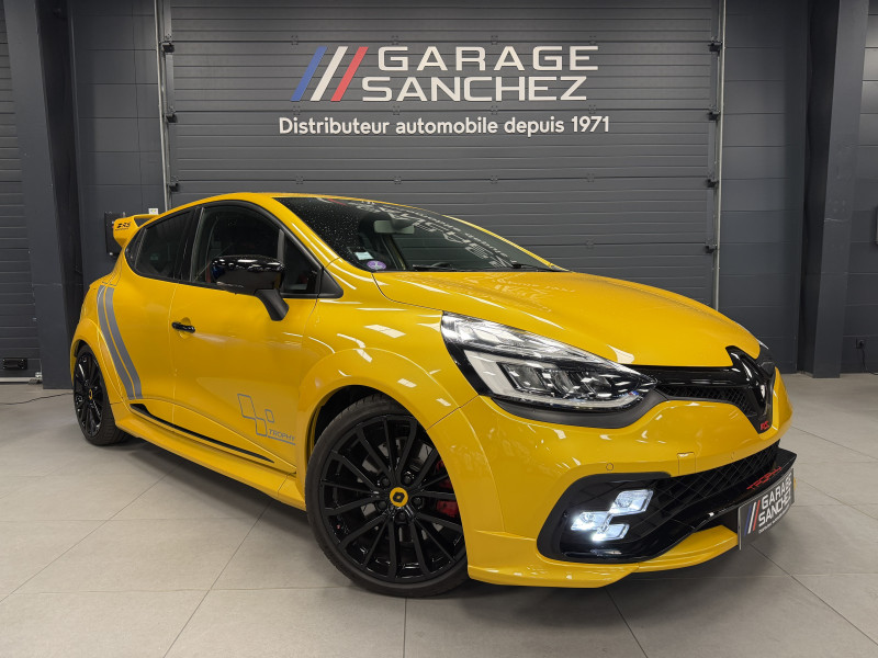 Renault CLIO IV RS Trophy — photo 1