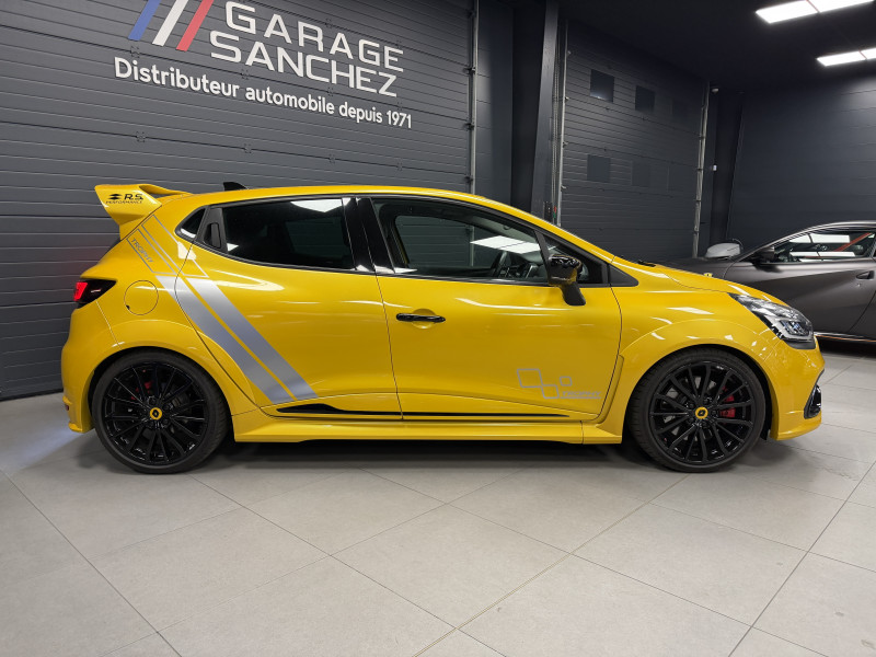 Renault CLIO IV RS Trophy — photo 6