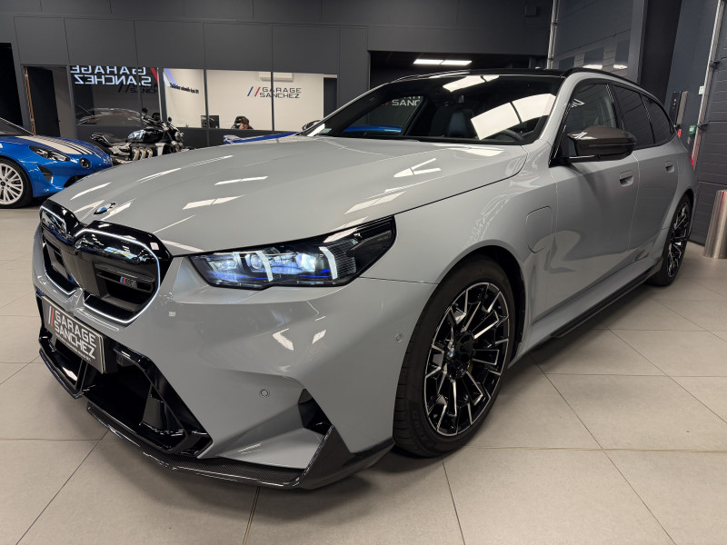 BMW M5 TOURING (G99) — photo 2