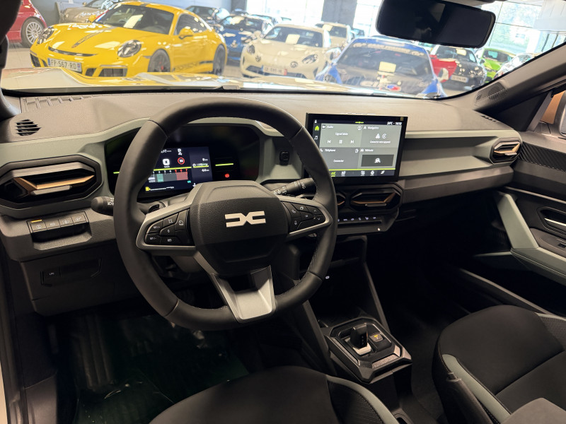 Dacia DUSTER — photo 14