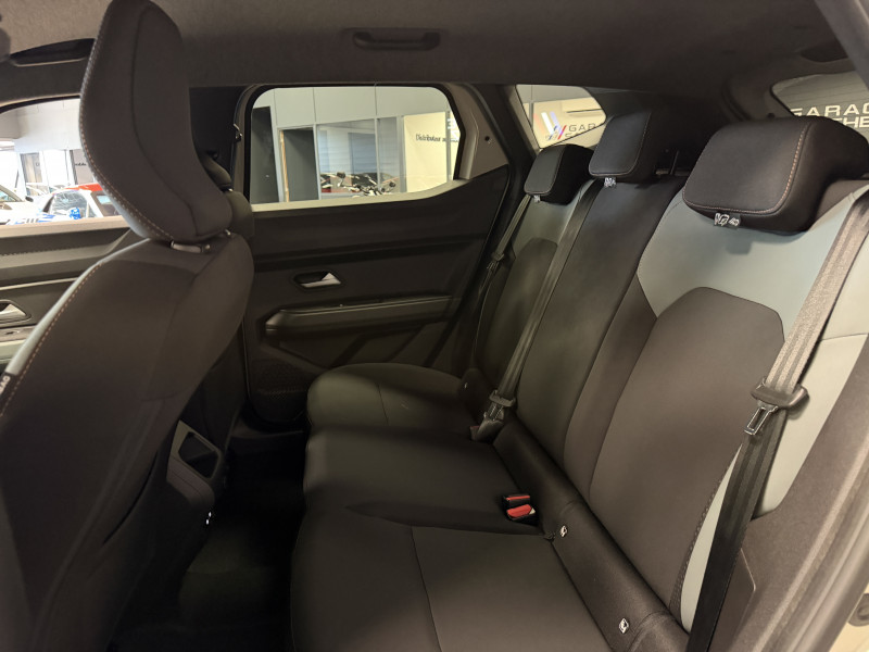 Dacia DUSTER — photo 17
