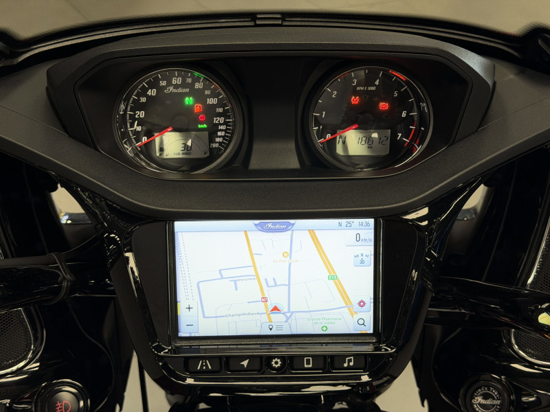 Indian PURSUIT PURSUIT 1768 LIMITED PREMIUM Pow… — photo 12