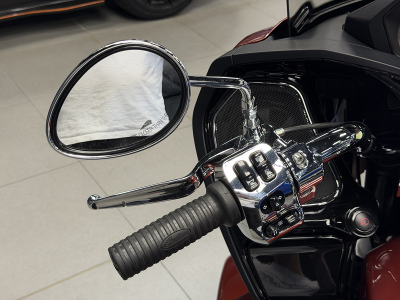 Indian PURSUIT PURSUIT 1768 LIMITED PREMIUM Pow… — photo 14